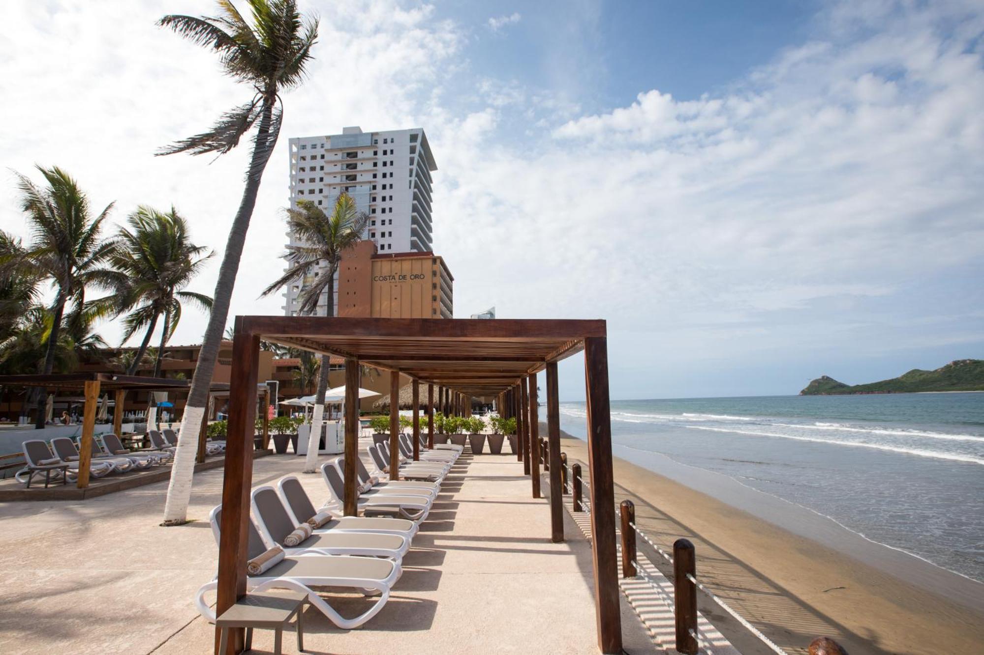 Costa De Oro Beach Hotel Mazatlán Extérieur photo