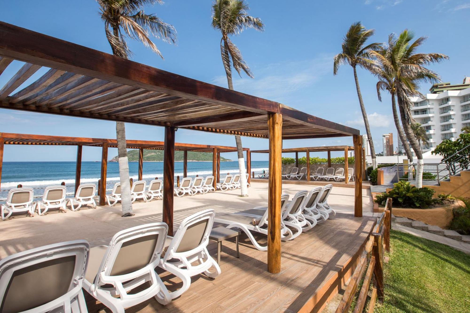 Costa De Oro Beach Hotel Mazatlán Extérieur photo